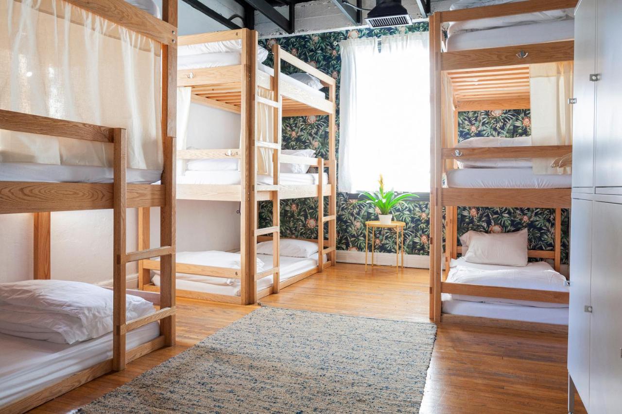 Hostal The Steady